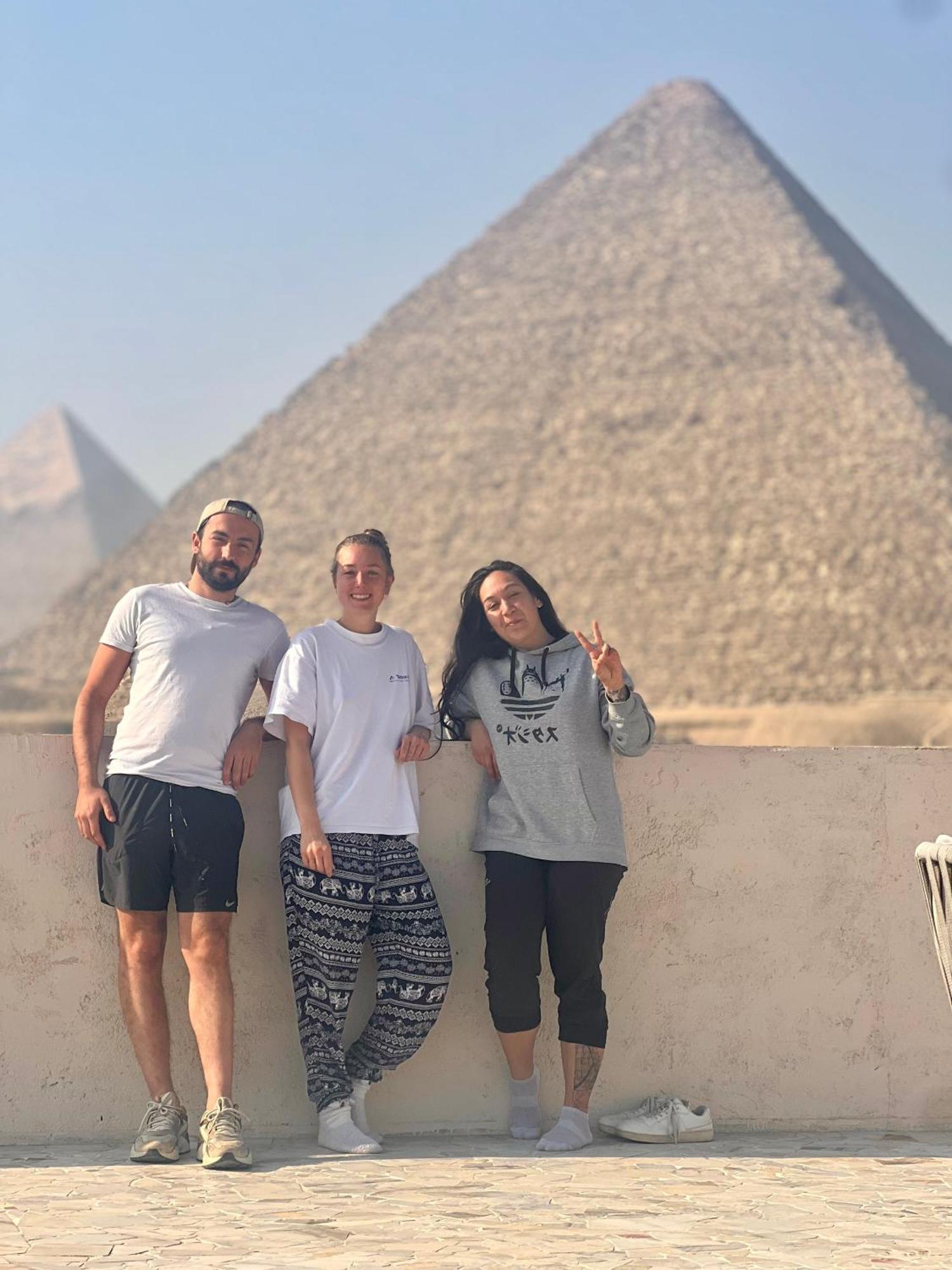New Asia Pyramids View Kafret el-Gabal Buitenkant foto